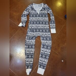 One Piece in Black and White Pattern